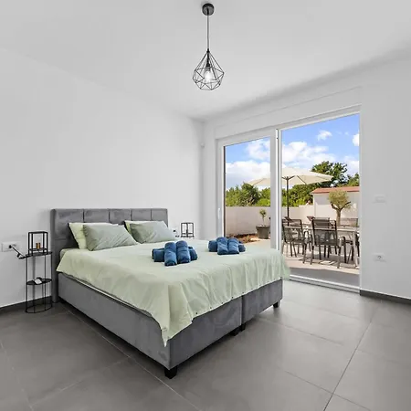 Magdalena With Private Pool *