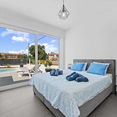 Magdalena With Private Pool * Stokovci