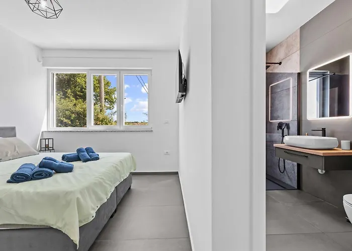 Magdalena With Private Pool Vila *