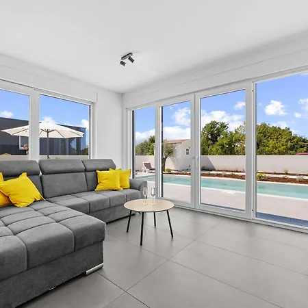 Magdalena With Private Pool 빌라 *